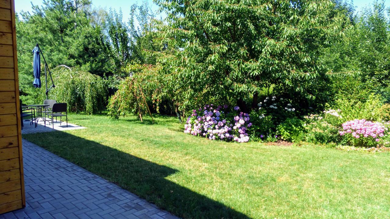 Apartman Pod Lipou - Samostatny Objekt Jaromer Exterior photo